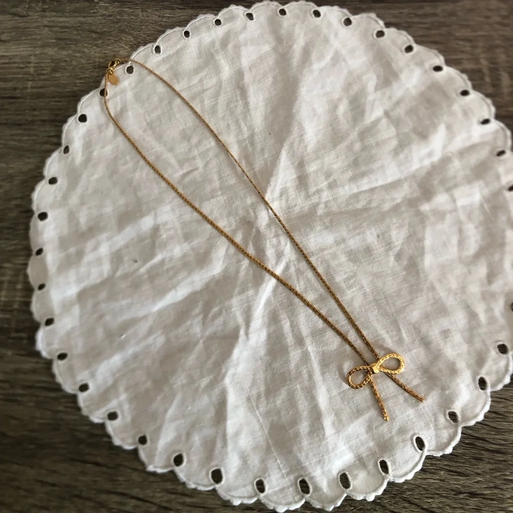 Vtg 70s Avon Gold Bow Necklace - Picture 4 of 10